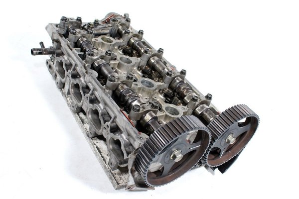 _Głowica Hyundai Trajet 1999-2008 2.0i 16V G4JP