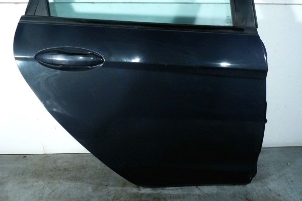 Drzwi tył prawe Ford Fiesta MK7 2011 Hatchback 5-drzwi