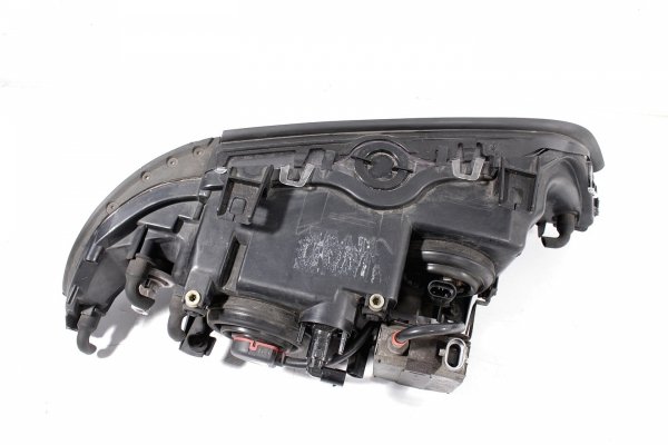 _Reflektor lewy BMW 5 E39 Lift 2000-2004 Kombi (xenon) (kod lakieru: TOPASBLAU METALLIC (364))