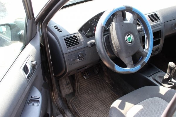 Skoda Fabia I 2004 1.2i AZQ Sedan [B]