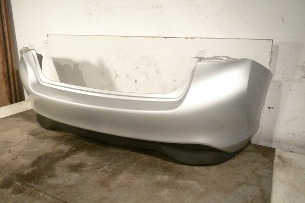 Zderzak tył Nissan Pulsar 2014-2018 Hatchback 5-drzwi