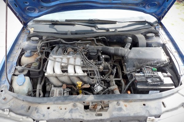 Podnośnik szyby tył prawy Skoda Octavia I 1U 1999 Liftback