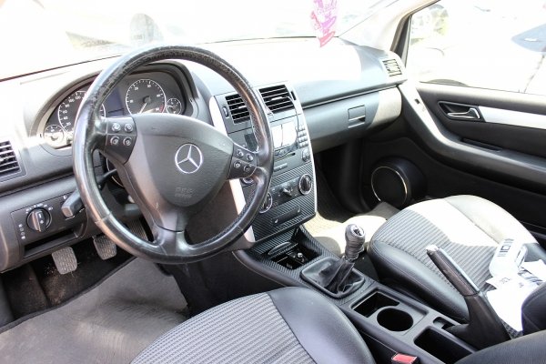 Drzwi przód prawe Mercedes A-Klasa W169 2005 Hatchback 3-drzwi (kod lakieru: 791)