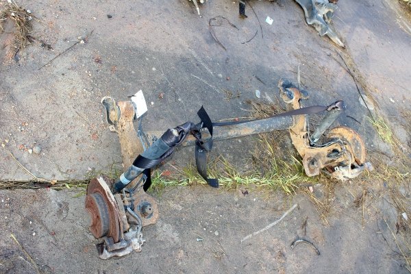 Belka zawieszenia tył Opel Astra H 2007 1.9CDTI Z19DTL Kombi (tarcze, abs)