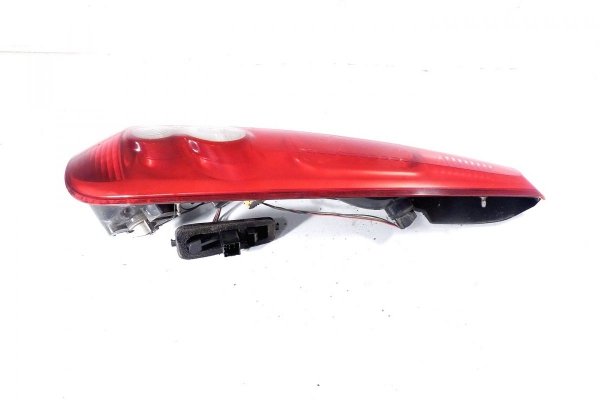 Lampa tył prawa Ford fiesta MK6 2005-2008 Hatchback 5-drzwi