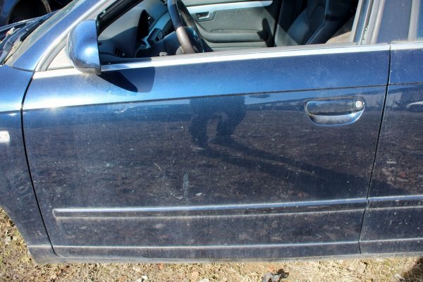 Drzwi przód lewe Audi A4 B7 2006 (kod lakieru: LZ5A)