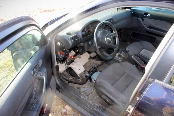 Audi A3 8L 2002 1.6i BFQ Hatchback 5-drzwi [B/C]