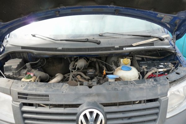 Podnośnik szyby przód prawy VW Transporter T5 2004 Bus