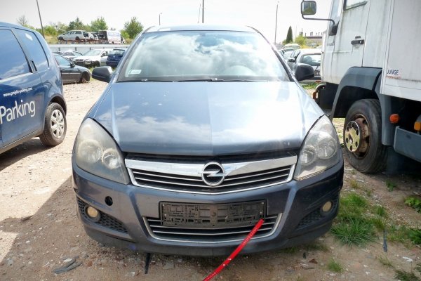 Zamek klapy bagażnika Opel Astra H 2010 Kombi 