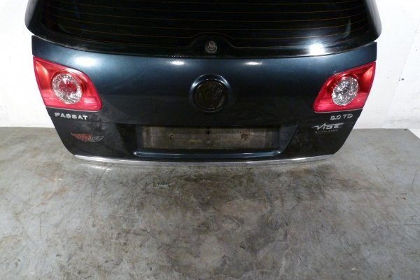 _Klapa bagażnika tył VW Passat B6 2007 Kombi (Kod lakieru: LC5F)