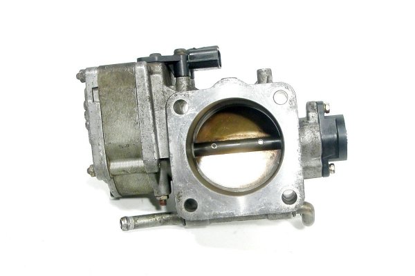 _Przepustnica Mitsubishi Carisma 2000-2004 1.8GDI