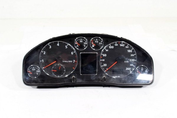 Licznik zegary Audi A4 B5 1.6