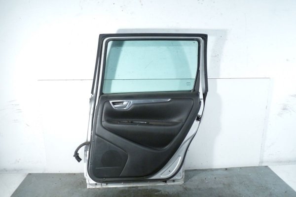 Drzwi tył lewe Volvo XC70 2004 Kombi