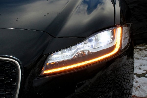 _Wygłuszenie maski Jaguar XF X260 2016 Sedan 