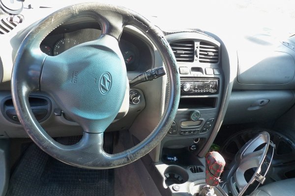 Hyundai Santa Fe SM 2004 2.4i G4JS Suv [B]