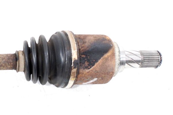 Półoś lewa krótka Nissan Micra K12 2003-2010 1.2i 16V