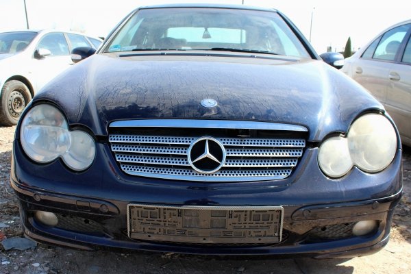 Mercedes C-klasa W203 2003 1.8i Kompressor 271940 Sportcoupe [A]