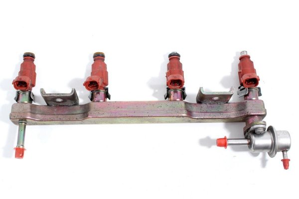 _Listwa wtryskowa Nissan Primera P11 1996-2002 1.8i 16V