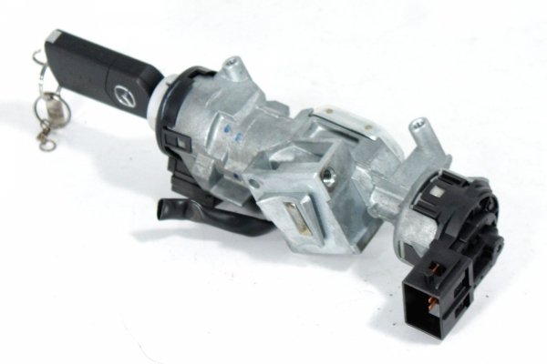 Komputer silnika stacyjka zegary immobilizer Mazda 3 BK 2006 2.0i 16V