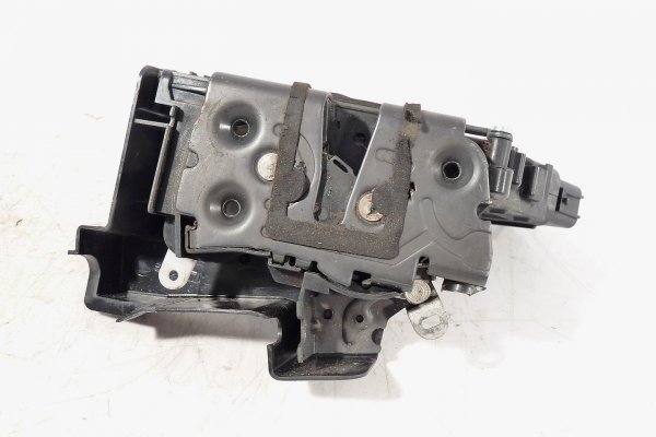 Zamek przód lewy Ford Focus MK2 (6-pin)