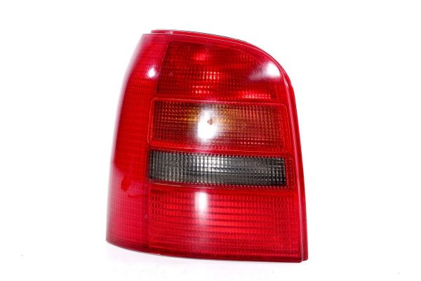 Lampa tył lewa - Audi - A4 - zdjęcie 1