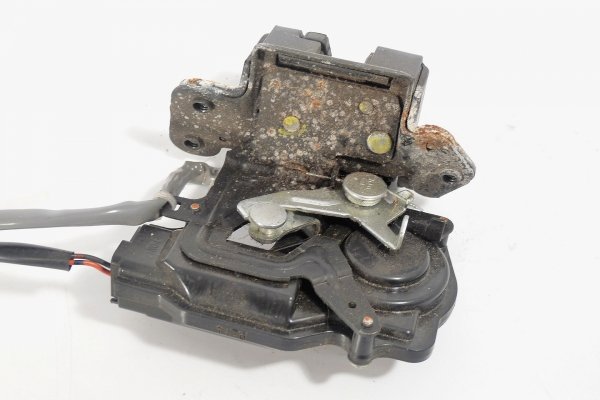 Zamek klapy bagażnika tył Toyota Avensis T25 Lift 2008 Kombi (4-pin)