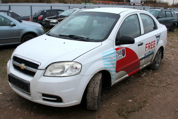 Pas przód + belka + chłodnice Chevrolet Aveo T250 2011 1.2i B12D1 Sedan 
