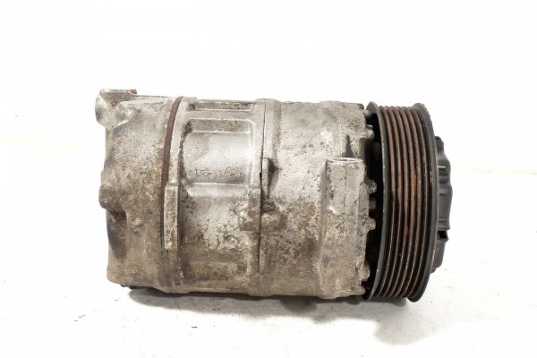 Sprężarka pompa klimatyzacji Mercedes C-klasa W203 2003 1.8 KOMPRESSOR 271946 Sedan