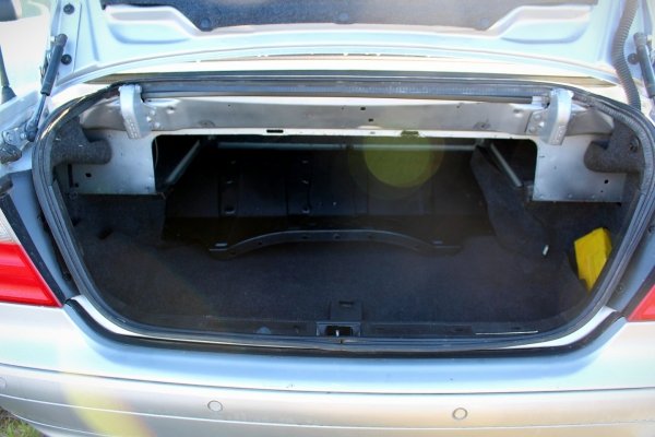 Szyba karoseryjna prawa Mercedes CLK W208 1999 Cabrio