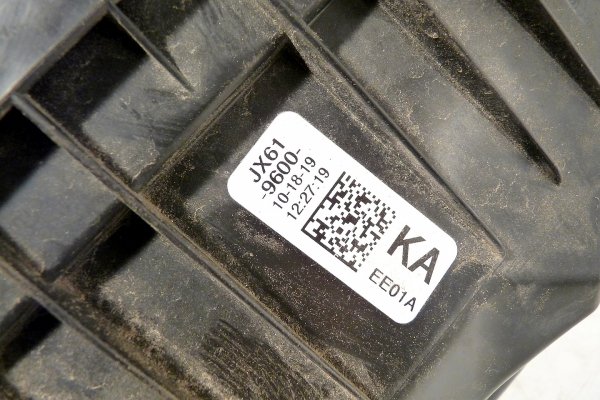 Obudowa filtra powietrza Ford Escape IV 2020 1.5 Ecoboost Suv 5-drzwi 