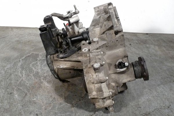 _Skrzynia biegów MKG Skoda Praktik 5J LIFT 2014 1.2i
