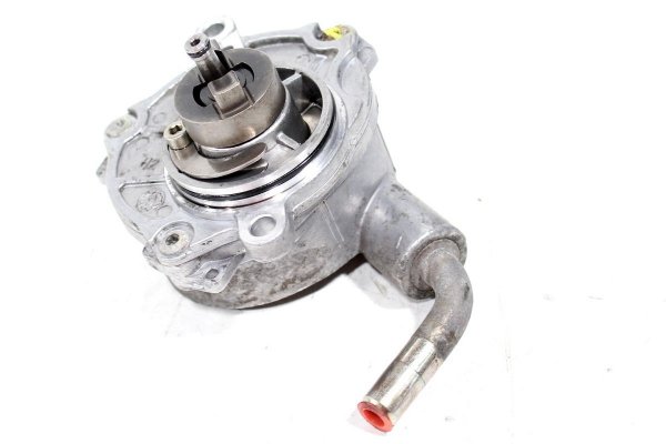 Pompa wakum Mercedes Vito W638 1995-2003 2.2CDI