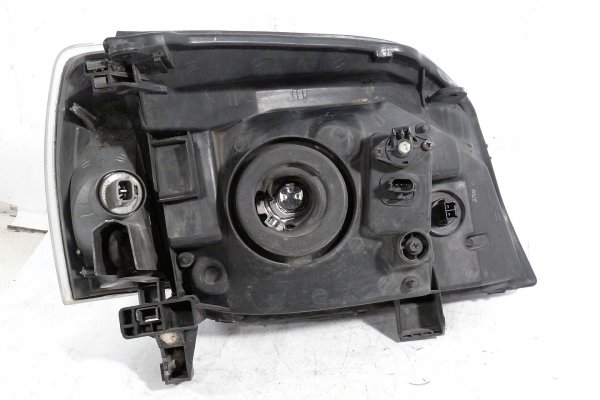 Reflektor lewy NIssan X-Trail T30 2001-2007