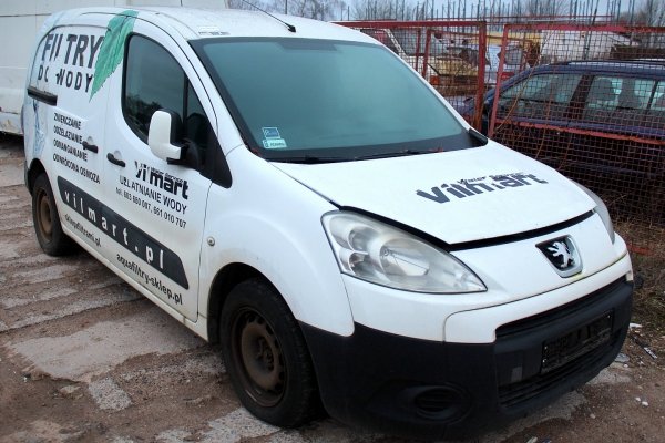 _Maska Peugeot Partner II 2009 (kod lakieru: EWP)