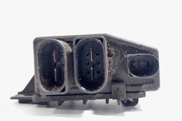 Moduł wentylatora VW Transporter T5 2004 2.5TDI AXD Bus