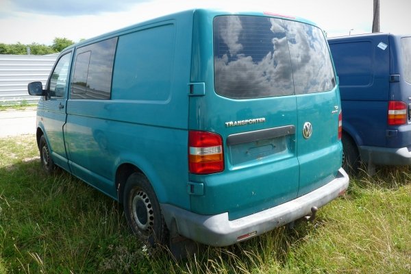 Amortyzator przód lewy VW Transporter T5 2005 2.5TDI AXD Bus