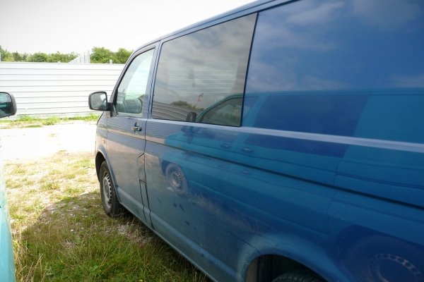 Stacyjka VW Transporter T5 2004 Bus