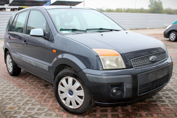 _Błotnik przód prawy Ford Fusion 2006 Minivan (Kod lakieru: S5)