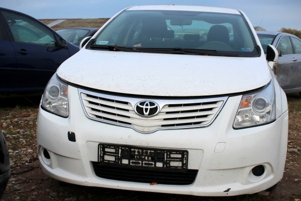 Lampa tył w klapę lewa Toyota Avensis T27 2009 Sedan