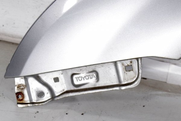 Błotnik przód lewy Toyota Corolla E12 2002 Hatchback 5-drzwi (kod lakieru: 199)