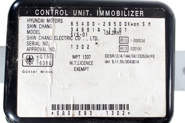 Komputer silnika stacyjka immo Hyundai Lantra J2 1995-2000 1.6i 16V