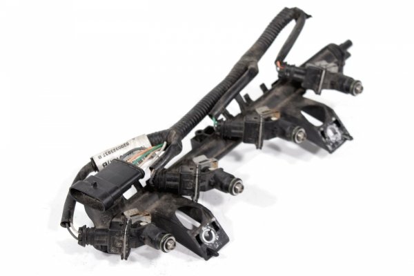 Listwa wtryskowa paliwa Renault Clio III 2011 1.2TCE