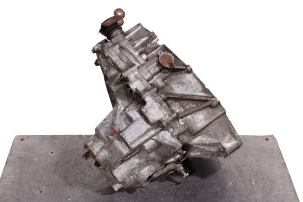 _Skrzynia biegów Nissan Almera N15 1996-2000 1.4i 16V (impulsator na linkę)