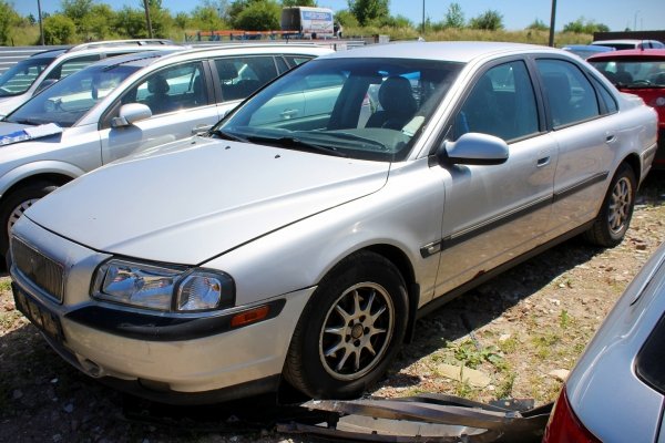 Volvo S80 2001 2.4i B5244S2 Sedan [B]