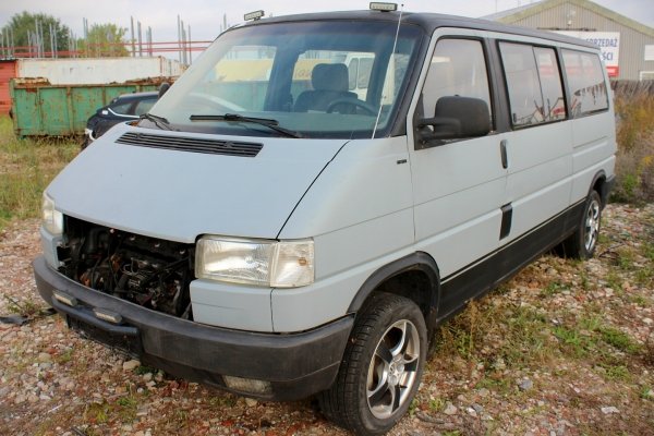 _Fotel lewy kierowcy VW T4 Transporter Caravelle 1993