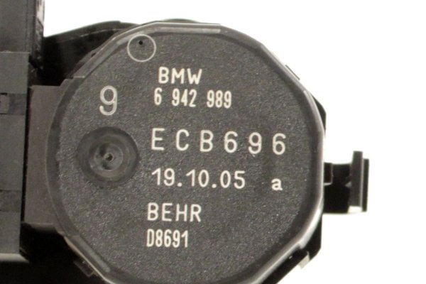 Silniczek regulacji nawiewem - BMW - 5 - zdjęcie 4