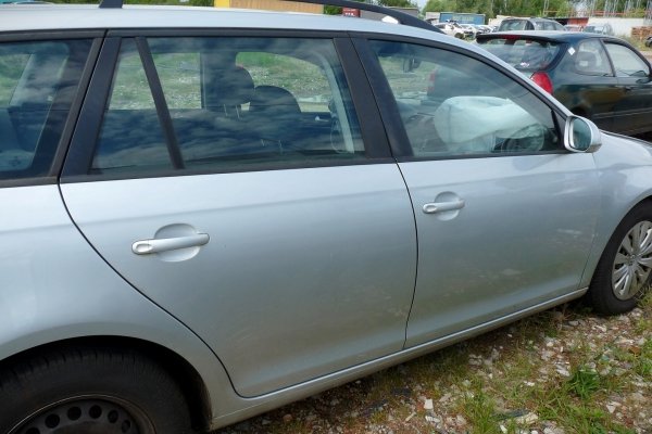 VW Golf V 1K 2007 1.9TDI BLS Kombi [A]