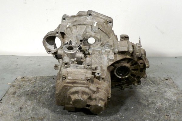 Skrzynia biegów - VW - Passat - zdjęcie 4