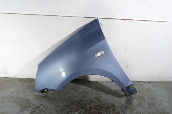 Błotnik przód lewy Kia Picanto BA 2006 Hatchback 5-drzwi Kod lakieru: L9