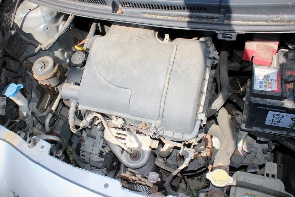 Półoś przód lewa Toyota Yaris II XP90 2006 1.0VVTI 1KR-FE Hatchback 5-drzwi